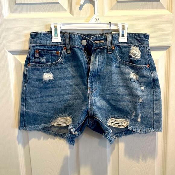 NWT JustUSA Denim Jean shorts Blue Distressed Summer MEDIUM 100% Cotton - Picture 3 of 15